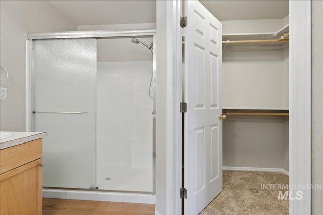 831 W Oakmont Ave, Nampa, ID 83686