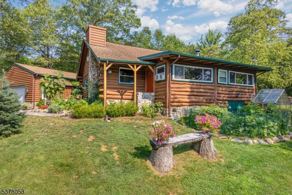 14 Oradell Rd, West Milford Twp., NJ 07421