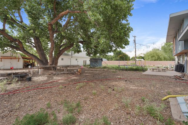 6461 Corrales Road, Corrales, NM 87048