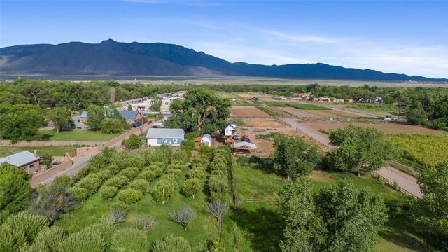 6461 Corrales Road, Corrales, NM 87048