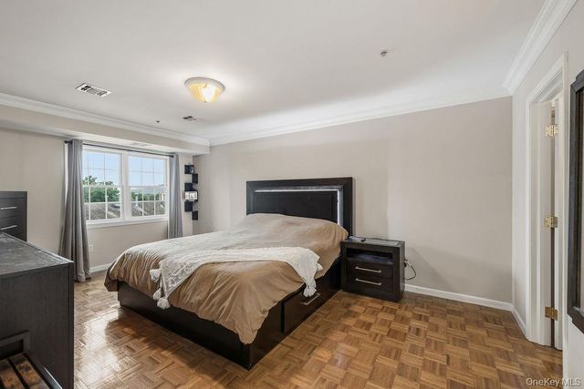 3 Cross Street 310, Suffern, NY 10901