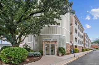 3 Cross Street 310, Suffern, NY 10901
