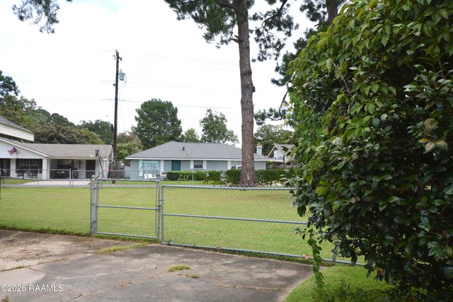 101 Boxwood Drive, Lafayette, LA 70503
