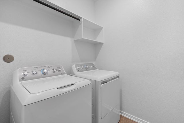 130 West Coralburst Loop, Montgomery, TX 77316