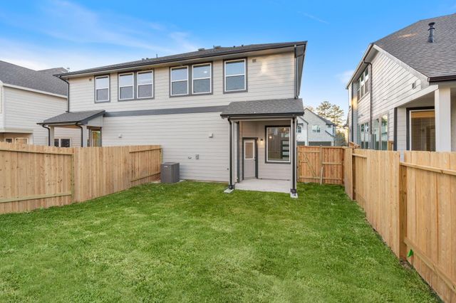 130 West Coralburst Loop, Montgomery, TX 77316