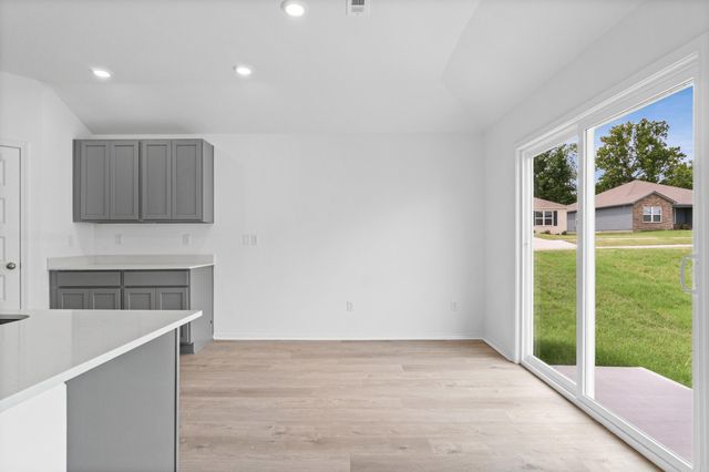 4101 Red Maple Lane, Alexander, AR 72002