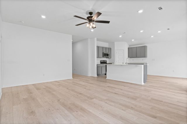 4101 Red Maple Lane, Alexander, AR 72002