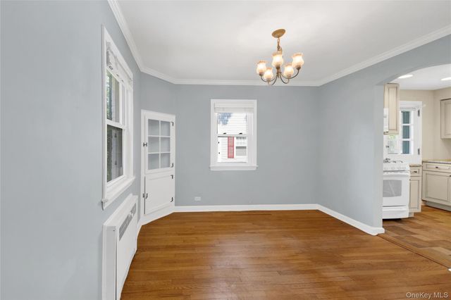 19 aka 29 The Crossway, Yonkers, NY 10701