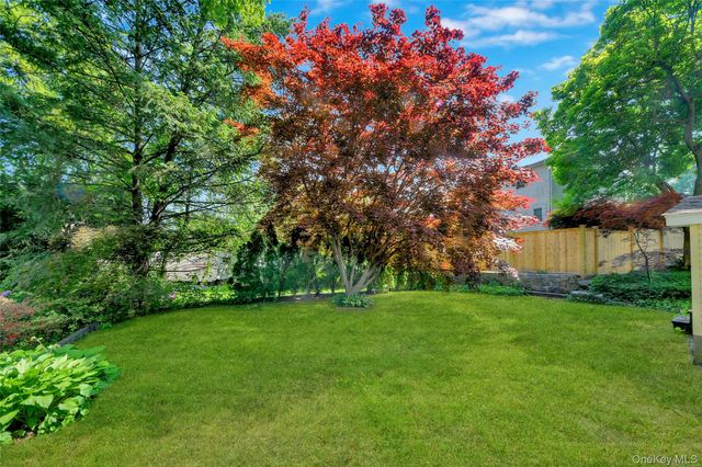 19 aka 29 The Crossway, Yonkers, NY 10701