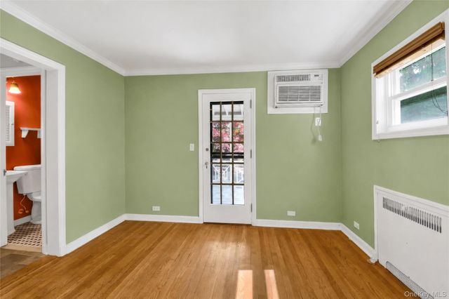 19 aka 29 The Crossway, Yonkers, NY 10701