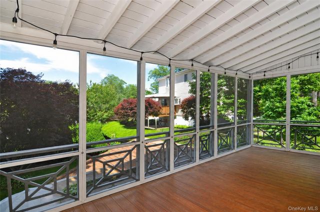 19 aka 29 The Crossway, Yonkers, NY 10701