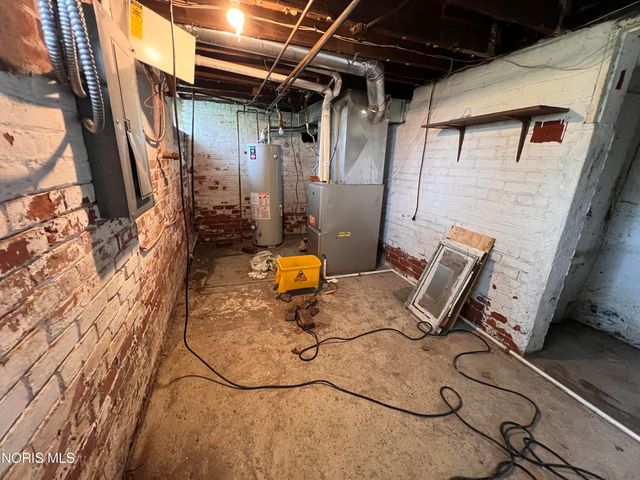 1617 Mulberry Street, Toledo, OH 43608