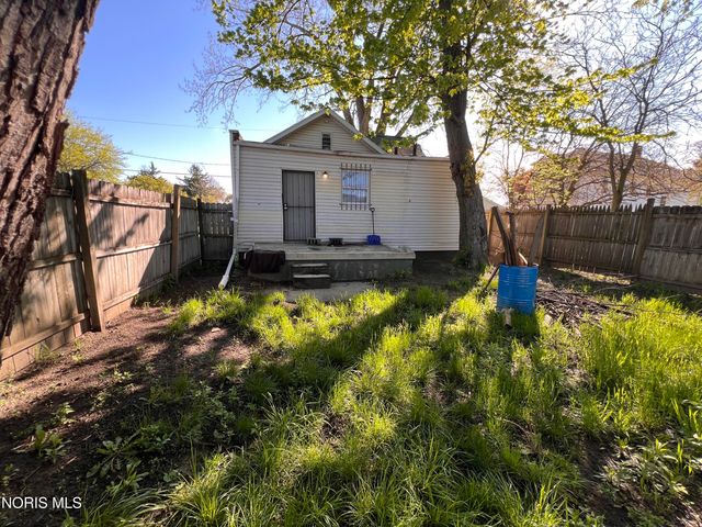 1617 Mulberry Street, Toledo, OH 43608