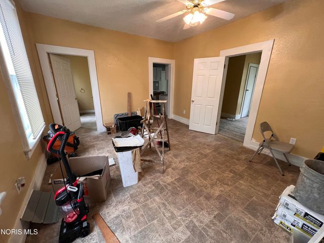 1617 Mulberry Street, Toledo, OH 43608