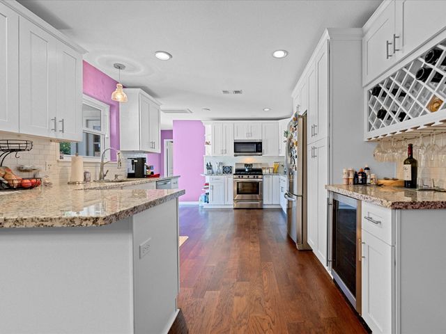 5507 Effingham Drive, Houston, TX 77035