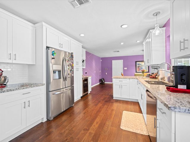 5507 Effingham Drive, Houston, TX 77035