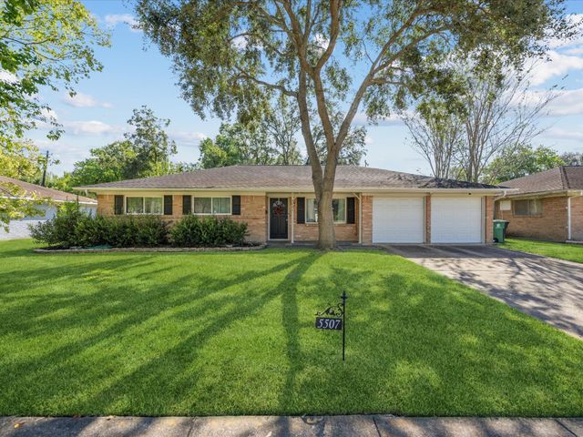 5507 Effingham Drive, Houston, TX 77035
