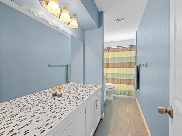 5507 Effingham Drive, Houston, TX 77035