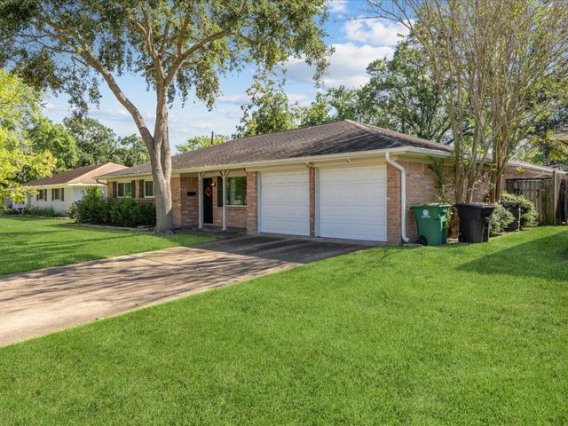 5507 Effingham Drive, Houston, TX 77035