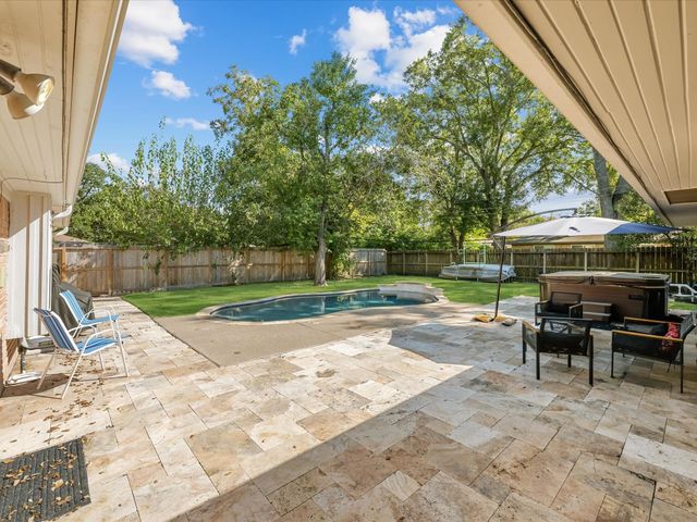 5507 Effingham Drive, Houston, TX 77035
