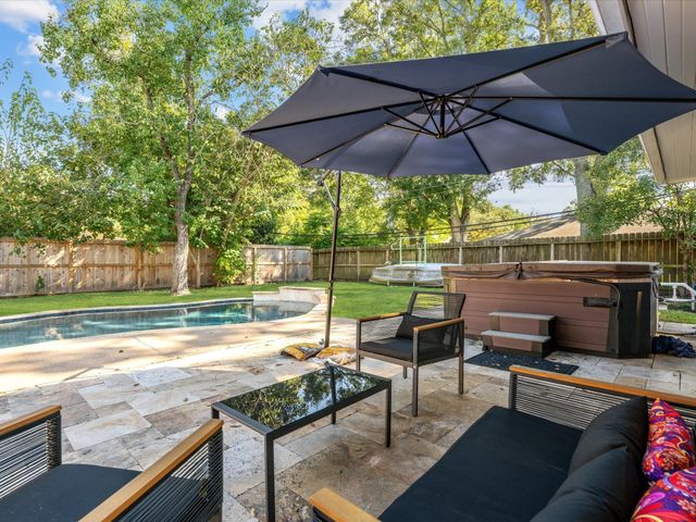 5507 Effingham Drive, Houston, TX 77035