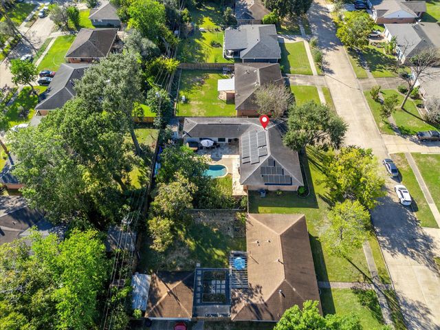 5507 Effingham Drive, Houston, TX 77035