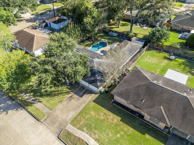 5507 Effingham Drive, Houston, TX 77035