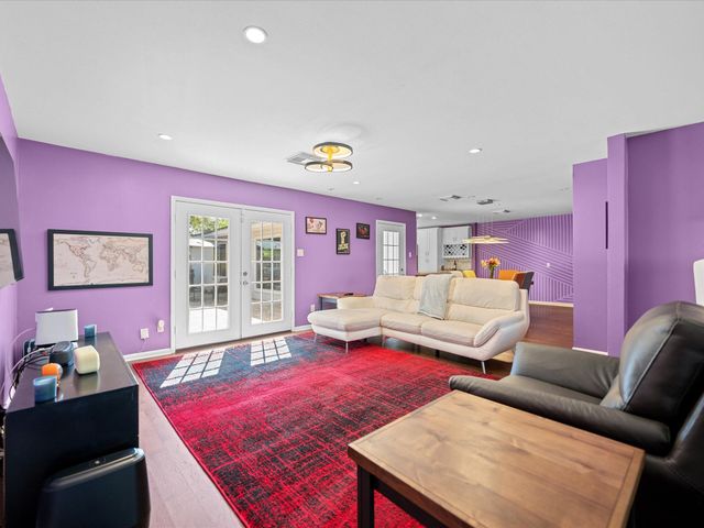 5507 Effingham Drive, Houston, TX 77035