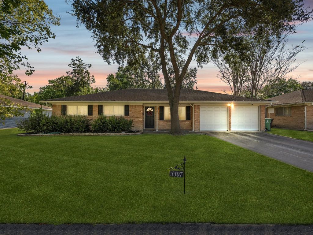 5507 Effingham Drive, Houston, TX 77035
