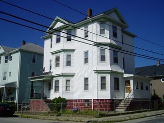 303 Cambnridge Street Apt 3, Fall River, MA 02721