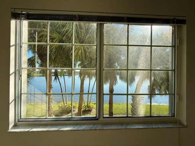 5035 Wiles Road 206, Coconut Creek, FL 33073