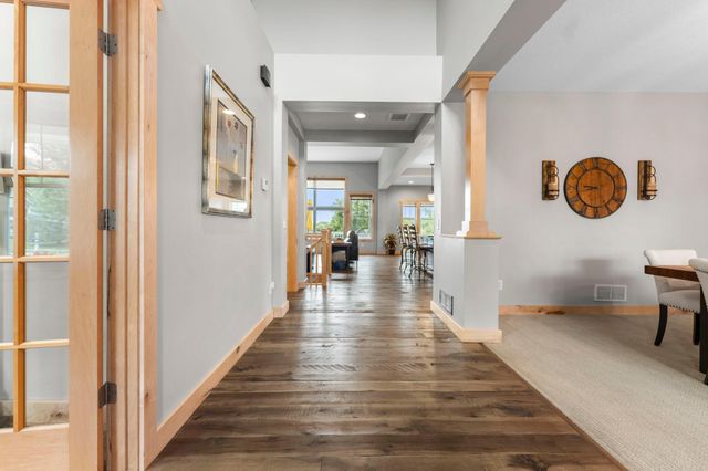 1137 Pioneer Trail, Bayport, MN 55003