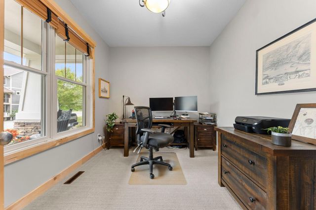 1137 Pioneer Trail, Bayport, MN 55003