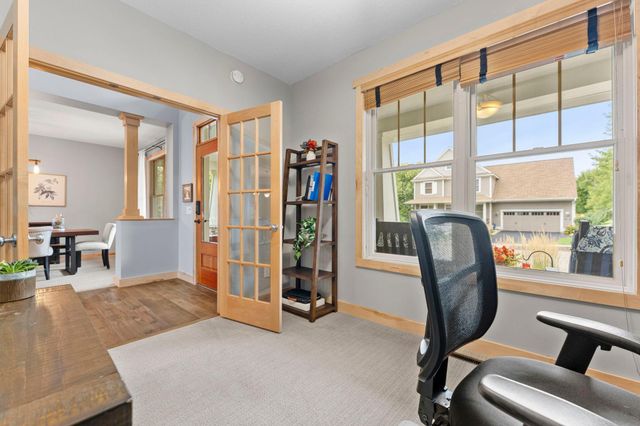 1137 Pioneer Trail, Bayport, MN 55003