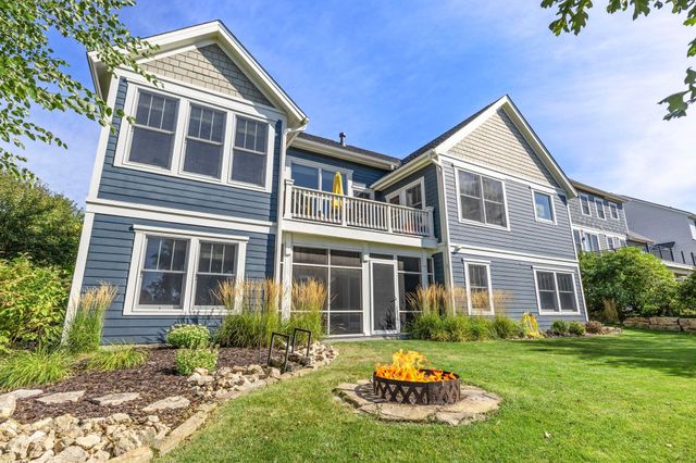 1137 Pioneer Trail, Bayport, MN 55003