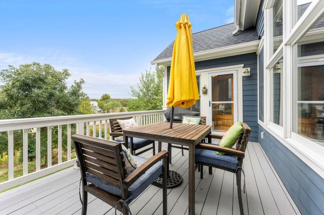 1137 Pioneer Trail, Bayport, MN 55003
