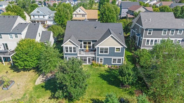 1137 Pioneer Trail, Bayport, MN 55003