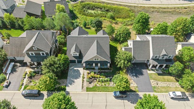 1137 Pioneer Trail, Bayport, MN 55003
