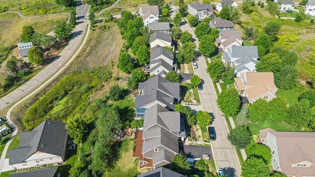 1137 Pioneer Trail, Bayport, MN 55003