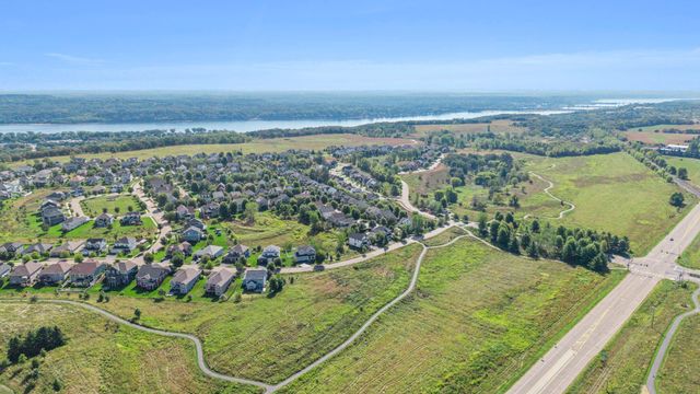 1137 Pioneer Trail, Bayport, MN 55003