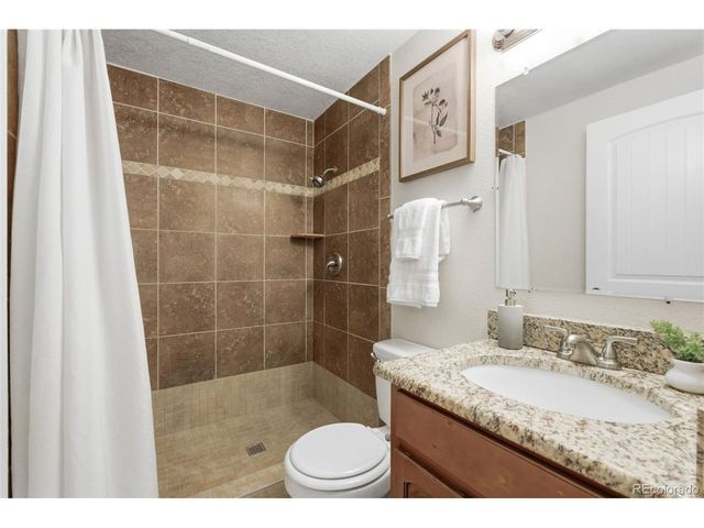 4714 Carr St, Wheat Ridge, CO 80033