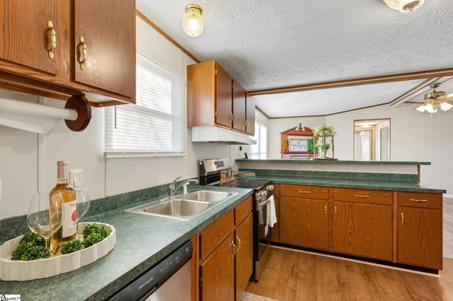 675 Apple Orchard Road, Inman, SC 29349