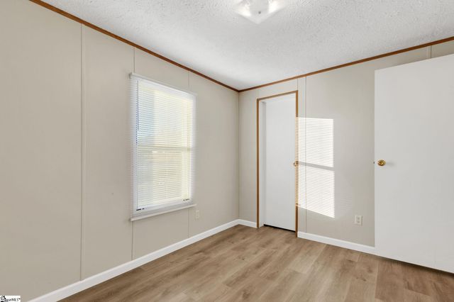 675 Apple Orchard Road, Inman, SC 29349