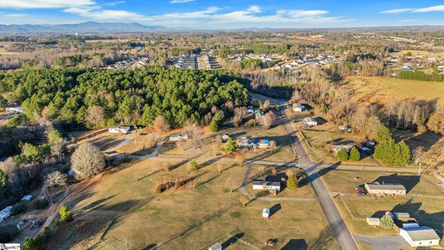 675 Apple Orchard Road, Inman, SC 29349