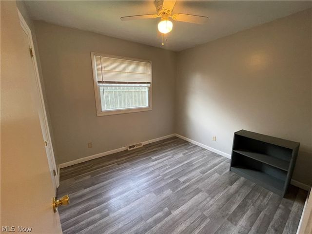 611 S Logan Street, Elyria, OH 44035