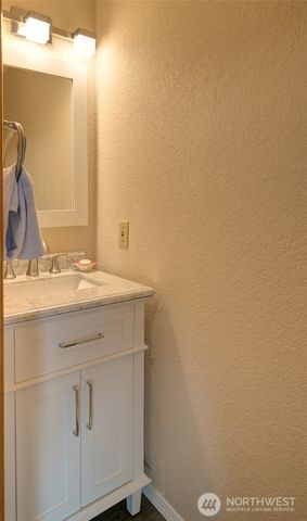 347 Sand Dune Avenue SW, Ocean Shores, WA 98569