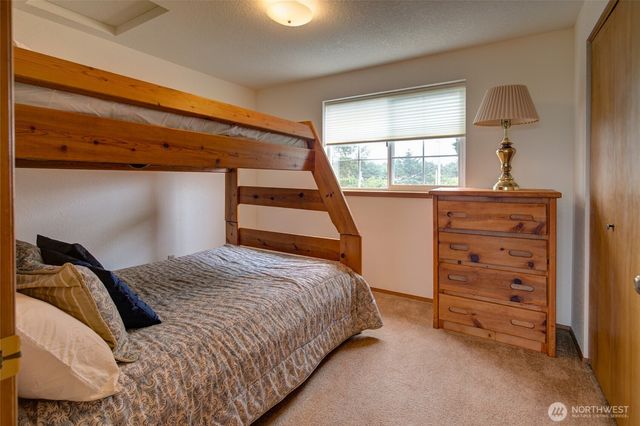 347 Sand Dune Avenue SW, Ocean Shores, WA 98569