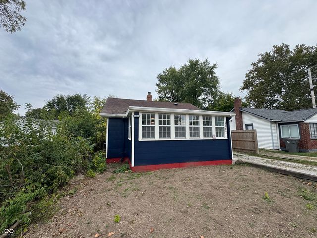 1627 N Berwick Avenue, Indianapolis, IN 46222