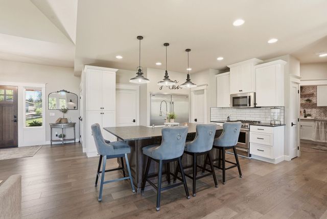 6244 Gunnar Ct, Nine Mile Falls, WA 99026