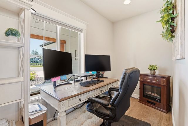 6244 Gunnar Ct, Nine Mile Falls, WA 99026